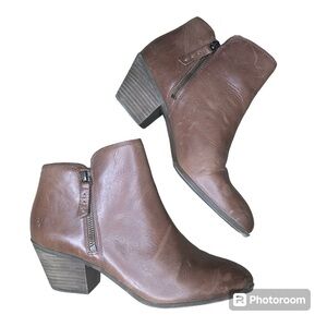 Frye Judith double Zip Ankle Boot Bootie Cognac Size 9